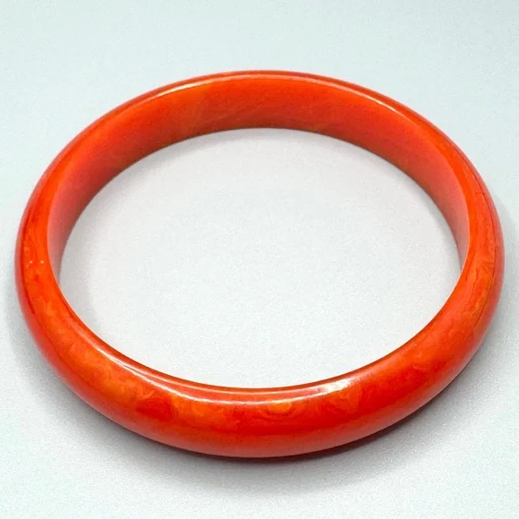 VTG Lot-of-3 Bakelite (tested) Bangle Bracelets in Marble Red, Orange & Black